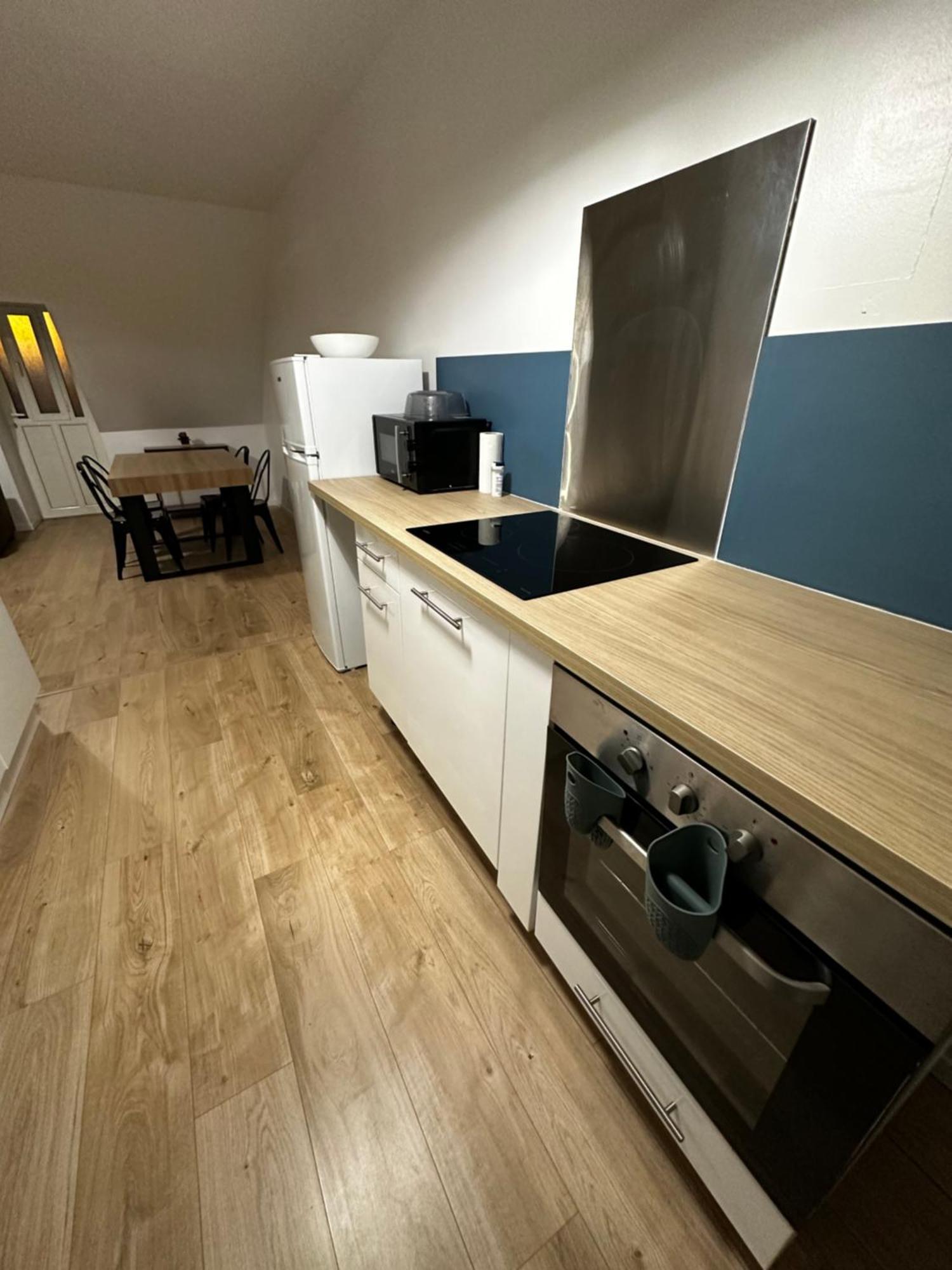 Ferienwohnung La Nouvelle Ecole Ruillé-en-Champagne Exterior foto